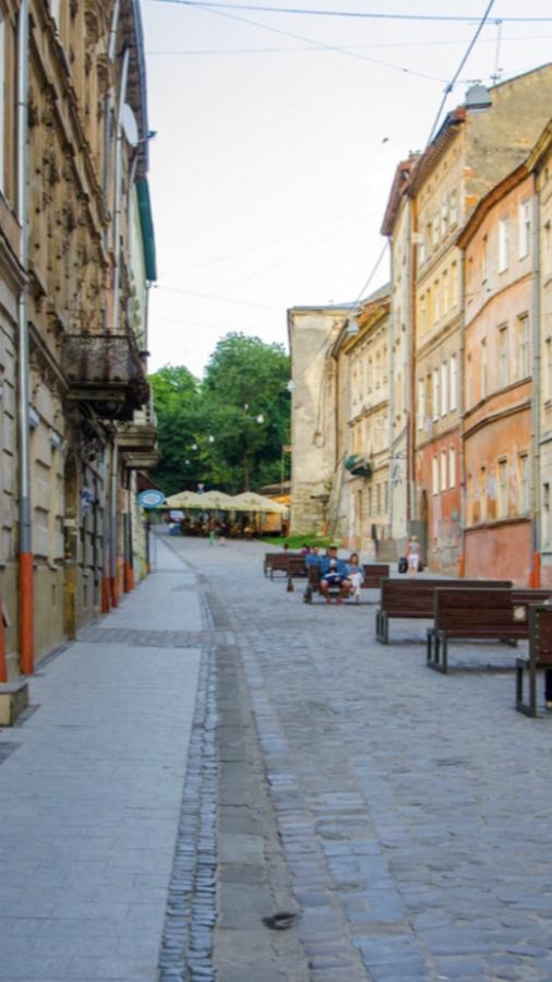Уютная Квартира В Центре Львова Lviv Exterior foto